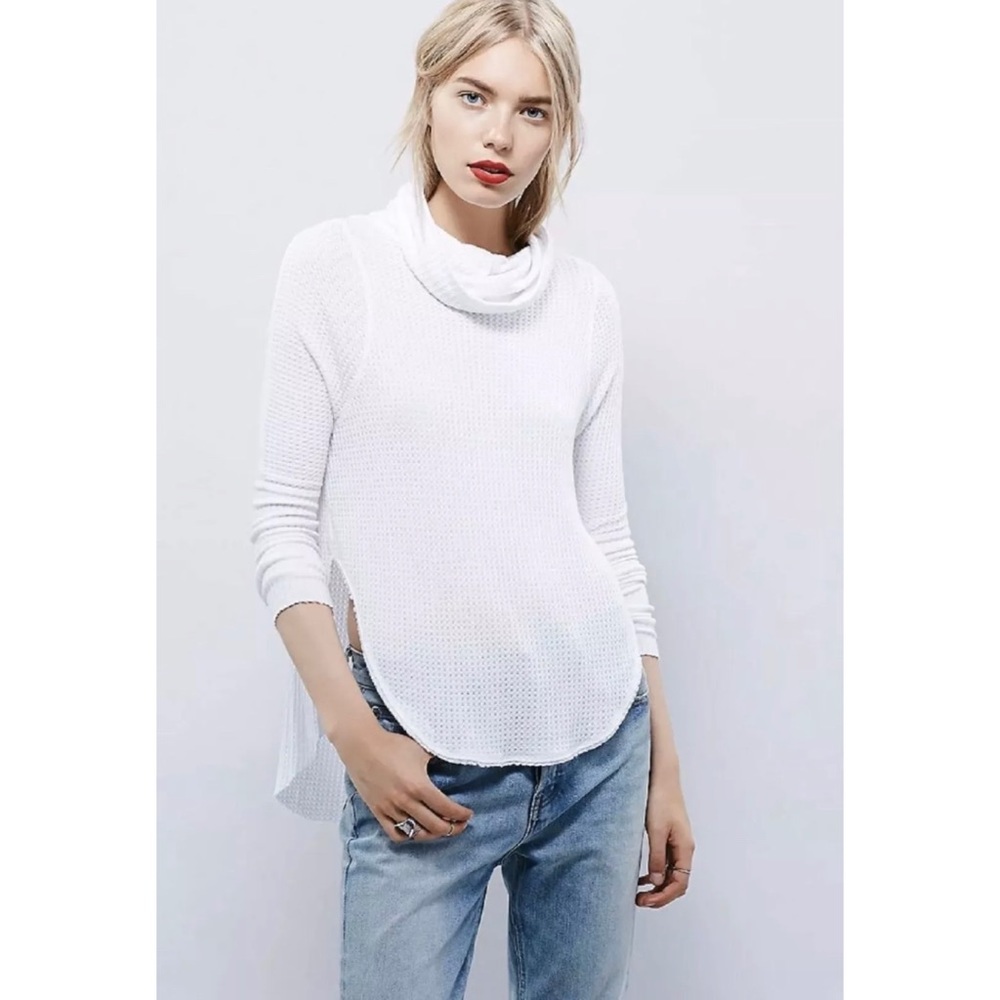 FREE PEOPLE Kristina Drippy Thermal‎ Sweater Top High Low Hem Rayon White  XS A6